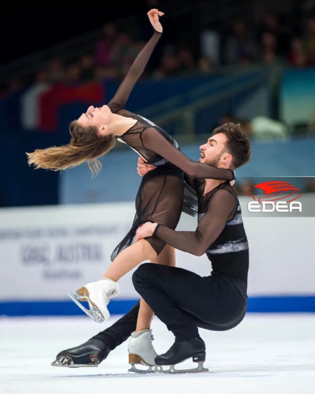Ice Gallery Skates U.S.